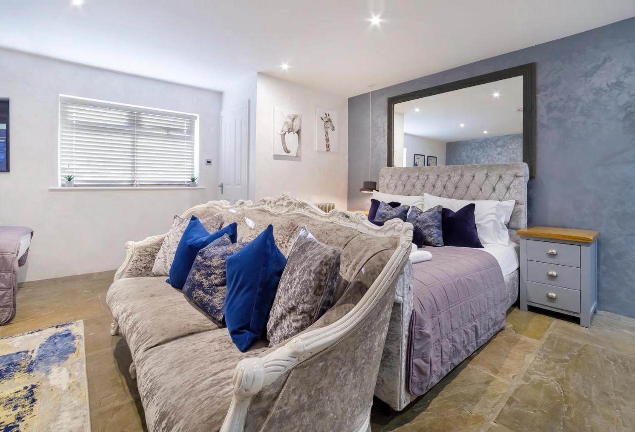 The Stables Luxury House With Hot Tub Apartment York Exterior photo